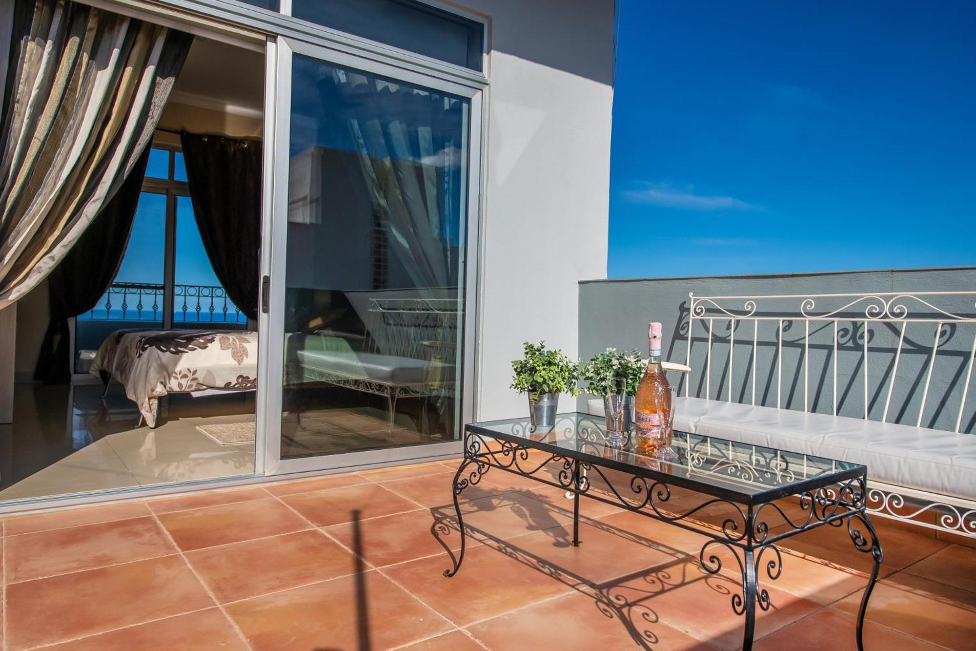 Francis Flats Modern Penthouse Appartement Mellieħa Buitenkant foto