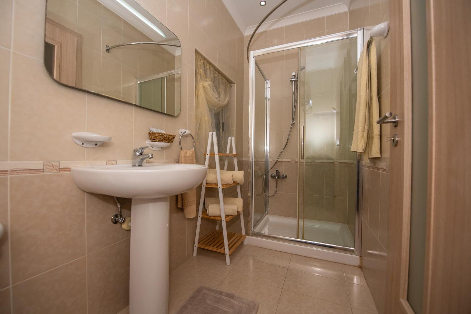 Francis Flats Modern Penthouse Appartement Mellieħa Buitenkant foto