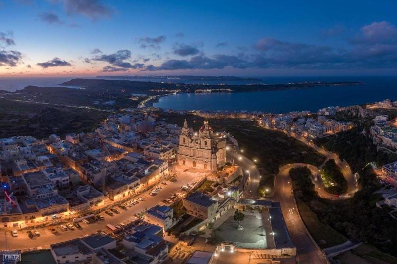 Francis Flats Modern Penthouse Appartement Mellieħa Buitenkant foto